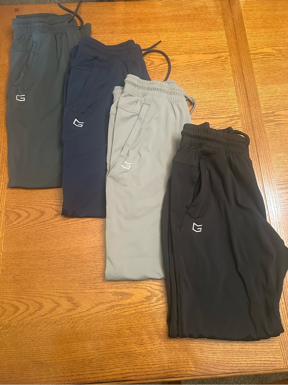 Men’s G Gradual athletic joggers 4 pairs- Black, Lt Gray, Navy, dark gray size S